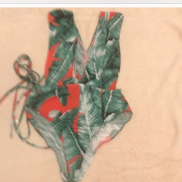 Palm Leaves body suit and kimono. - Picture 3 of 4